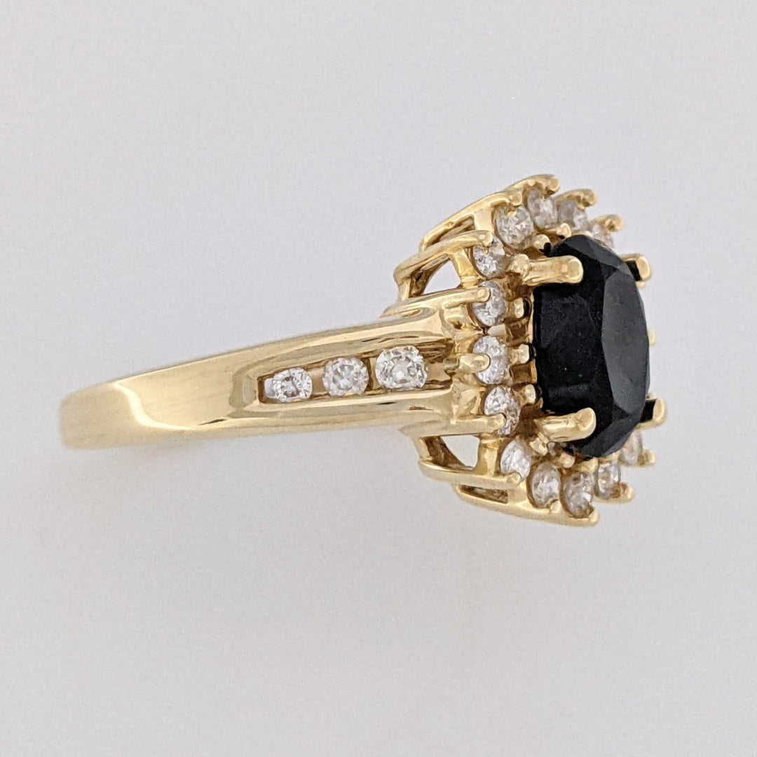 14K ONYX OVAL 6X8 WITH .50 DIAMOND TOTAL WEIGHT ESTATE HALO RING 3.7 GRAMS