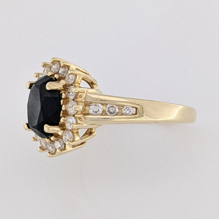 14K ONYX OVAL 6X8 WITH .50 DIAMOND TOTAL WEIGHT ESTATE HALO RING 3.7 GRAMS