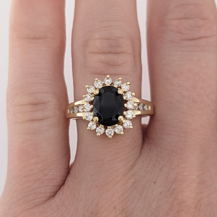 14K ONYX OVAL 6X8 WITH .50 DIAMOND TOTAL WEIGHT ESTATE HALO RING 3.7 GRAMS
