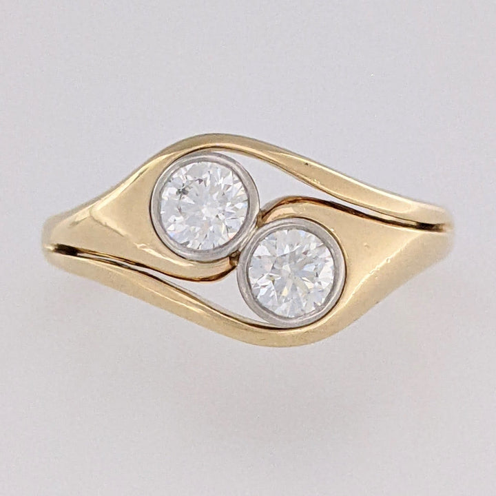 14K .39 CARAT TOTAL WEIGHT SI1 I DIAMOND ROUND (2) BEZEL BYPASS ESTATE RING 3.0 GRAMS