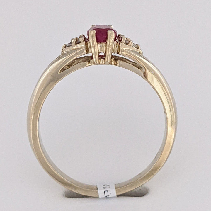18K WHITE RUBY OVAL 4X6 WITH (6) MELEE ESTATE RING 4.5 GRAMS