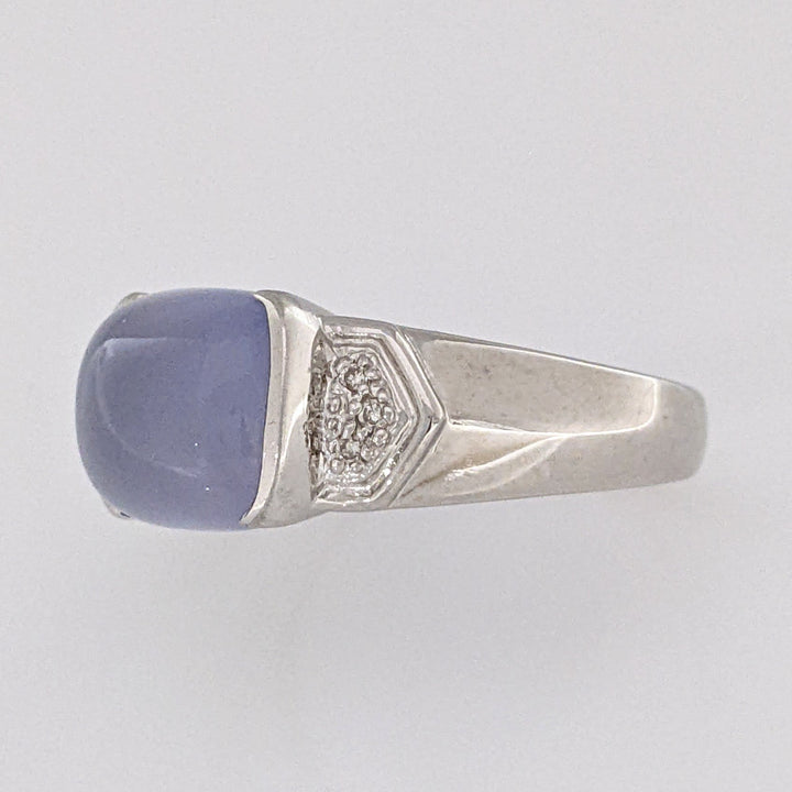 14K WHITE LAVENDER JADE CABOCHON 10X9 WITH (6) MELEE ESTATE RING 4.9 GRAMS