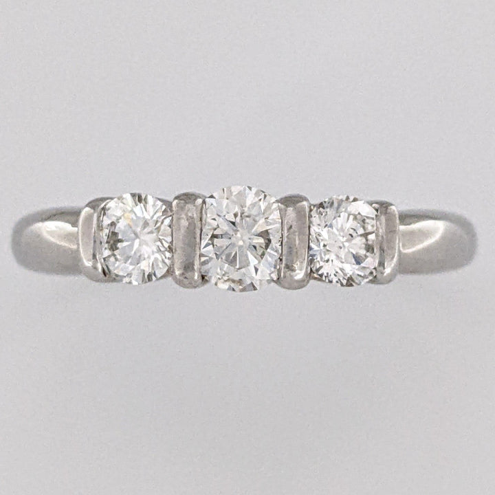 14K WHITE .84 CARAT TOTAL WEIGHT SI1-I1 DIAMOND ROUND (3) BARSET ESTATE RING 3.9 GRAMS
