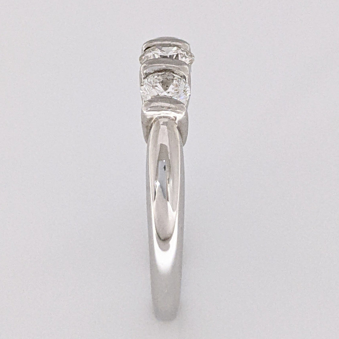 14K WHITE .84 CARAT TOTAL WEIGHT SI1-I1 DIAMOND ROUND (3) BARSET ESTATE RING 3.9 GRAMS