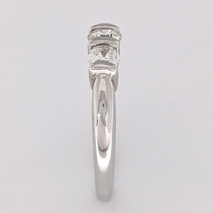 14K WHITE .84 CARAT TOTAL WEIGHT SI1-I1 DIAMOND ROUND (3) BARSET ESTATE RING 3.9 GRAMS