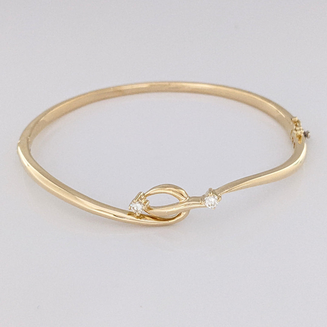 14K .15 CARAT TOTAL WEIGHT VS1 I DIAMOND ROUND (2) ESTATE BANGLE BRACELET 10.4 GRAMS