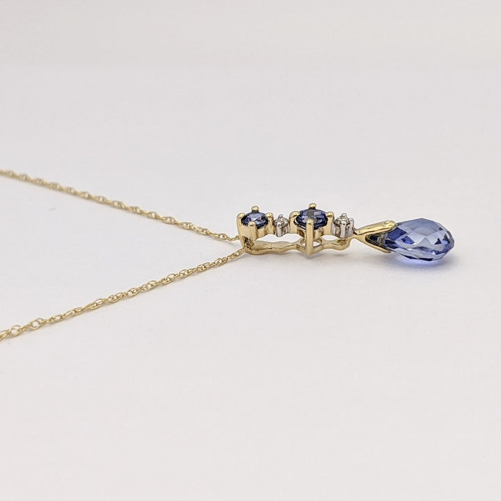 14K LAB-CREATED SAPPHIRE PEAR (1) ROUND (2) WITH (2) MELEE ESTATE PENDANT & CHAIN 1.3 GRAMS