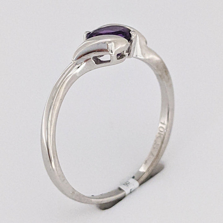 10K WHITE AMETHYST OVAL 4X6 BYPASS ESTATE RING 1.7 GRAMS