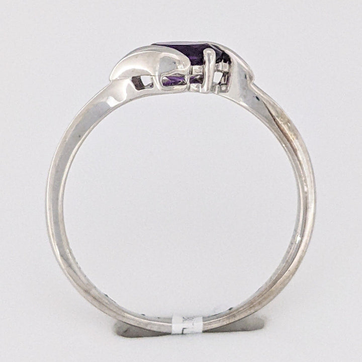 10K WHITE AMETHYST OVAL 4X6 BYPASS ESTATE RING 1.7 GRAMS