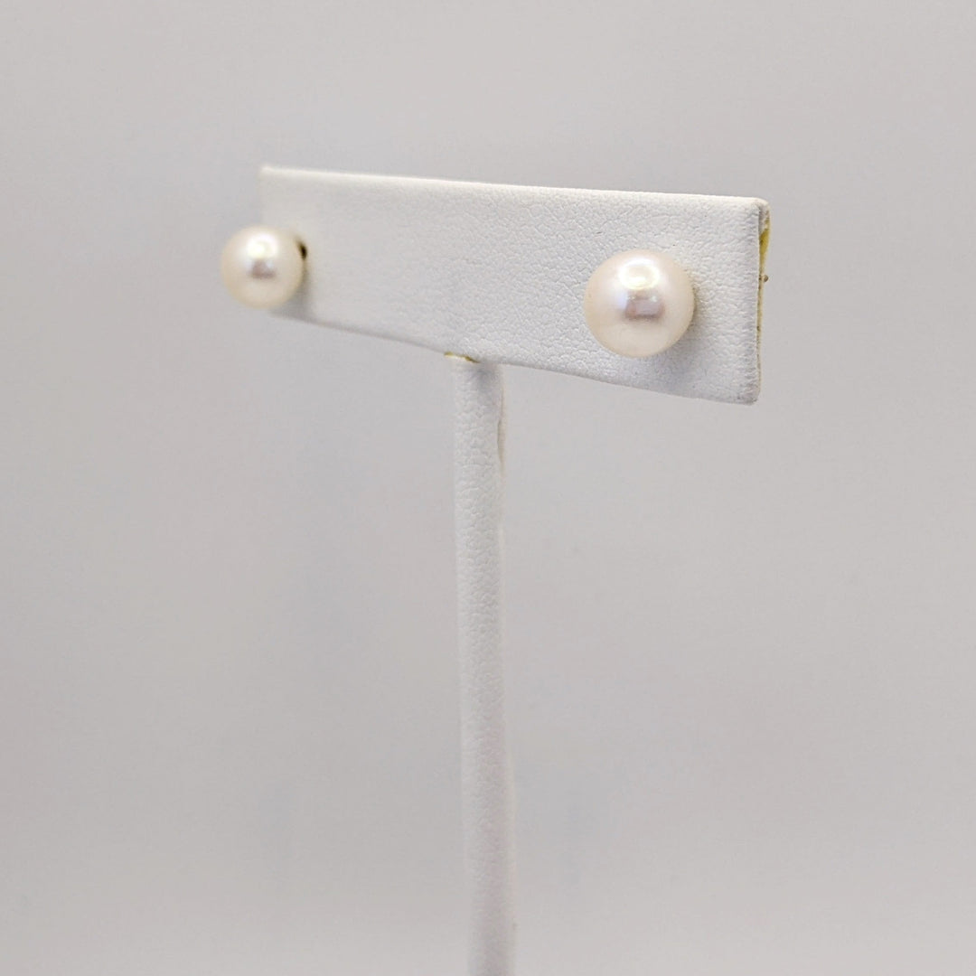 14K CULTURED PEARL ROUND 7MM "AA" ESTATE STUD EARRINGS 1. 2 GRAMS