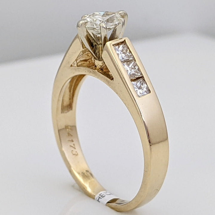 14K .96 CARAT TOTAL WEIGHT SI2 H DIAMOND MARQUISE WITH (6) PRINCESS CUT ESTATE RING 3.7 GRAMS