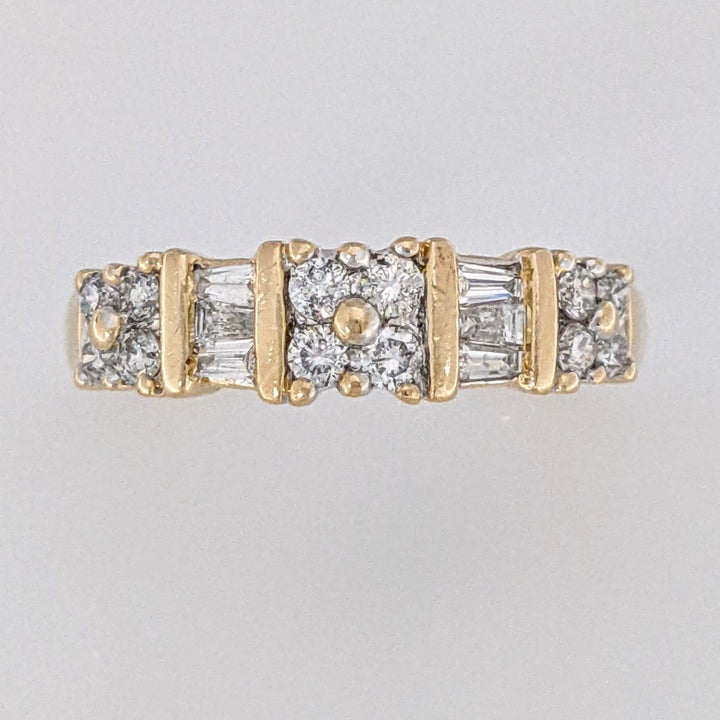 14K .54 CARAT TOTAL WEIGHT SI2 I DIAMOND ROUND (12) BAGUETTE (6) ESTATE BAND 2.8 GRAMS