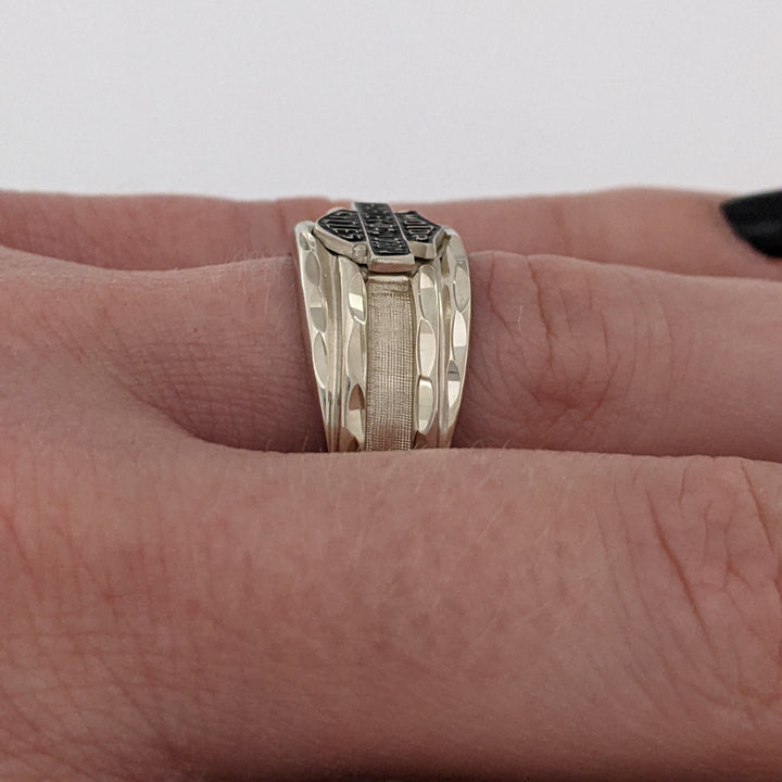 10K WHITE HARLEY DAVIDSON BLACK ENAMEL ESTATE RING 5.1 GRAMS