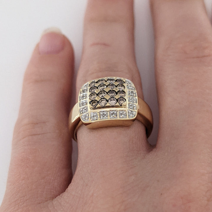 14K .50 CARAT TOTAL WEIGHT SI2 I (20) BROWN (16) ESTATE CLUSTER RING 5.7 GRAMS