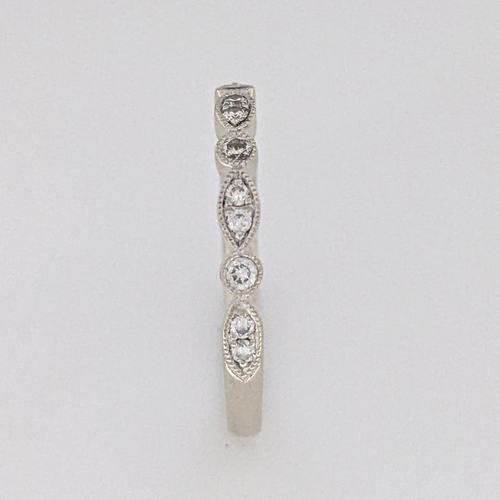 14K WHITE .15 CARAT TOTAL WEIGHT SI2 H DIAMOND ROUND (14) MARQUISE/ ROUND LINK ESTATE BAND 2.4 GRAMS