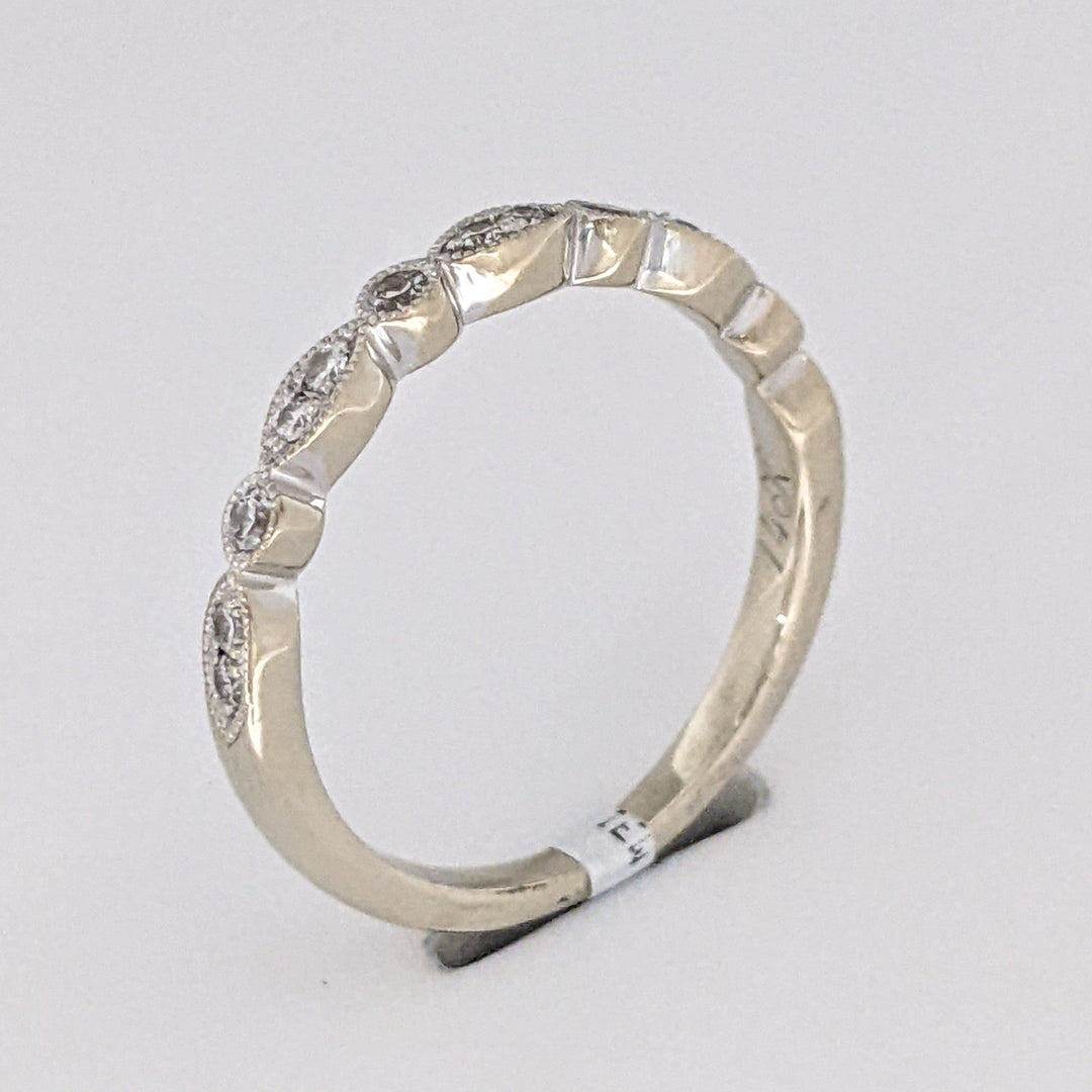 14K WHITE .15 CARAT TOTAL WEIGHT SI2 H DIAMOND ROUND (14) MARQUISE/ ROUND LINK ESTATE BAND 2.4 GRAMS