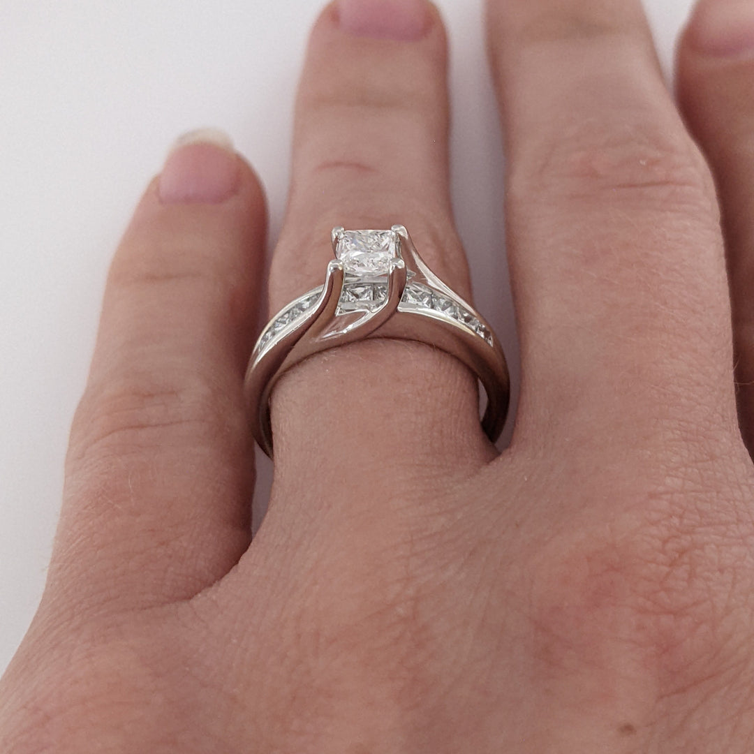 14K WHITE .80 CARAT TOTAL WEIGHT SI2 H DIAMOND PRINCESS CUT (11) ESTATE RING 3.3 GRAMS