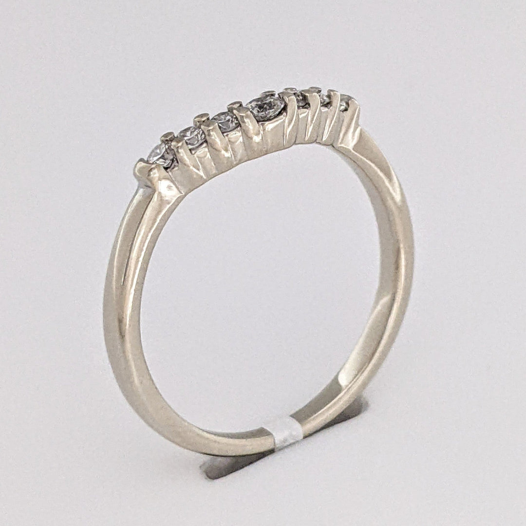 10K WHITE .22 CARAT TOTAL WEIGHT SI1 H DIAMOND ROUND (7) CURVED ESTATE BAND 2.5 GRAMS