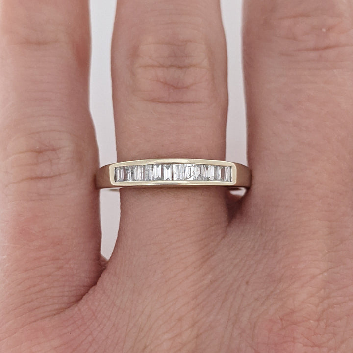 14K WHITE .28 CARAT TOTAL WEIGHT I1 H DIAMOND BAGUETTE (14) ESTATE CHANNEL SET BAND 2.4 GRAMS