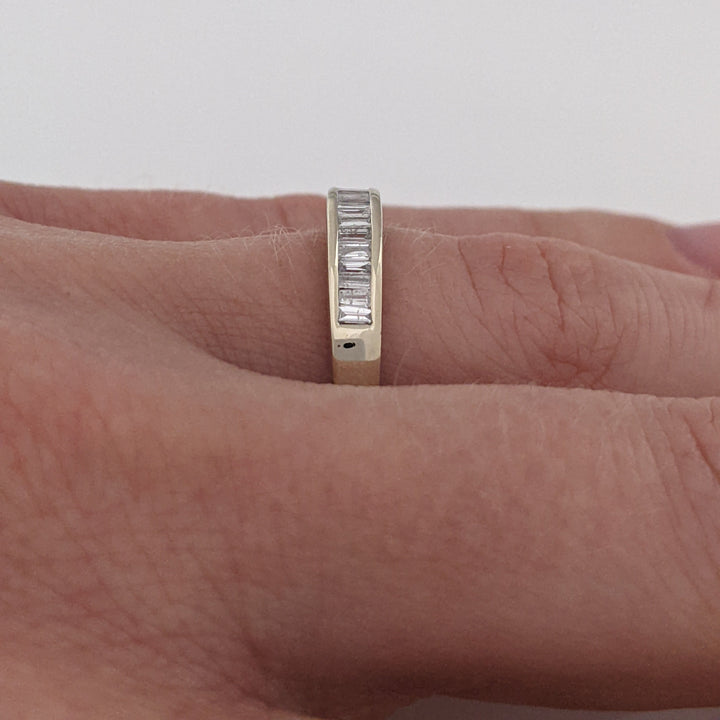 14K WHITE .28 CARAT TOTAL WEIGHT I1 H DIAMOND BAGUETTE (14) ESTATE CHANNEL SET BAND 2.4 GRAMS