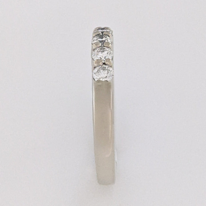 14K WHITE .25 CARAT TOTAL WEIGHT VS2 I DIAMOND ROUND (5) ESTATE PRONG SET BAND 2.9 GRAMS