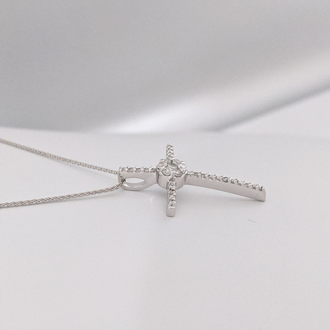 14K WHITE .28 CARAT TOTAL WEIGHT SI1 H DIAMOND ROUND ESTATE CLUSTER CROSS PENDANT & CHAIN 2.9 GRAMS
