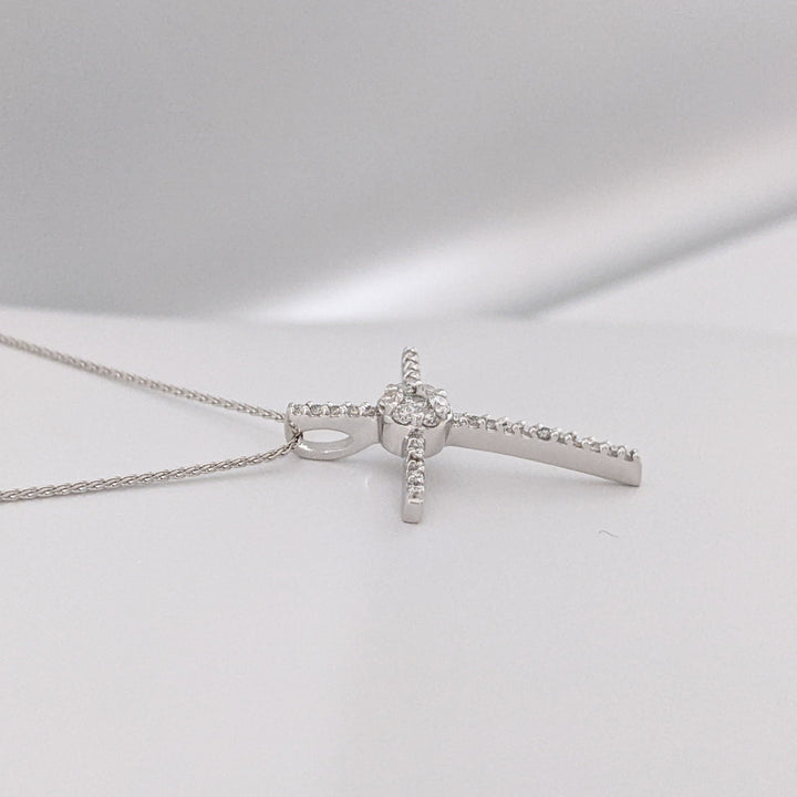 14K WHITE .28 CARAT TOTAL WEIGHT SI1 H DIAMOND ROUND ESTATE CLUSTER CROSS PENDANT & CHAIN 2.9 GRAMS