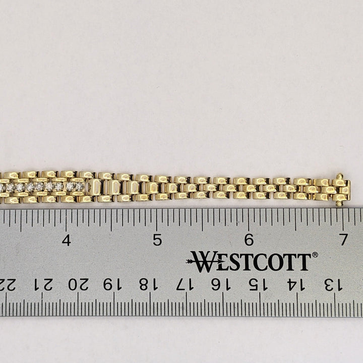 14K .22 CARAT TOTAL WEIGHT I1 I DIAMOND ROUND (11) LINK ESTATE BRACELET 14.5 GRAMS