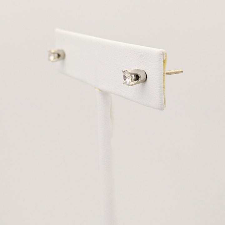 14K WHITE .32 CARAT TOTAL WEIGHT SI1 I DIAMOND ROUND (2) ESTATE STUD EARRINGS 1.0 GRAMS