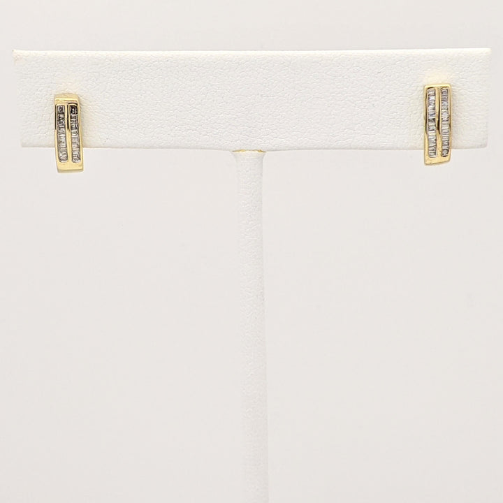 10K .24 CARAT TOTAL WEIGHT I1 I DIAMOND BAGUETTE (48) CHANNEL SET ESTATE J-HOOP EARRINGS 1.5 GRAMS