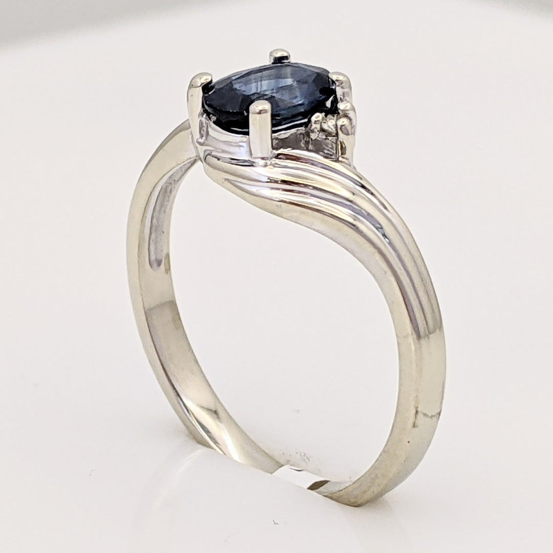 14K WHITE SAPPHIRE OVAL 4X6 WITH (2) MELEE ESTATE RING 1.9 GRAMS
