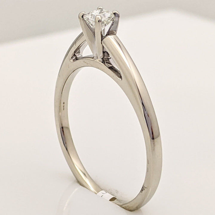 14K WHITE .20 CARAT TOTAL I1 H DIAMOND PRINCESS CUT RAISED SHOULDER ESTATE RING 2.7 GRAMS