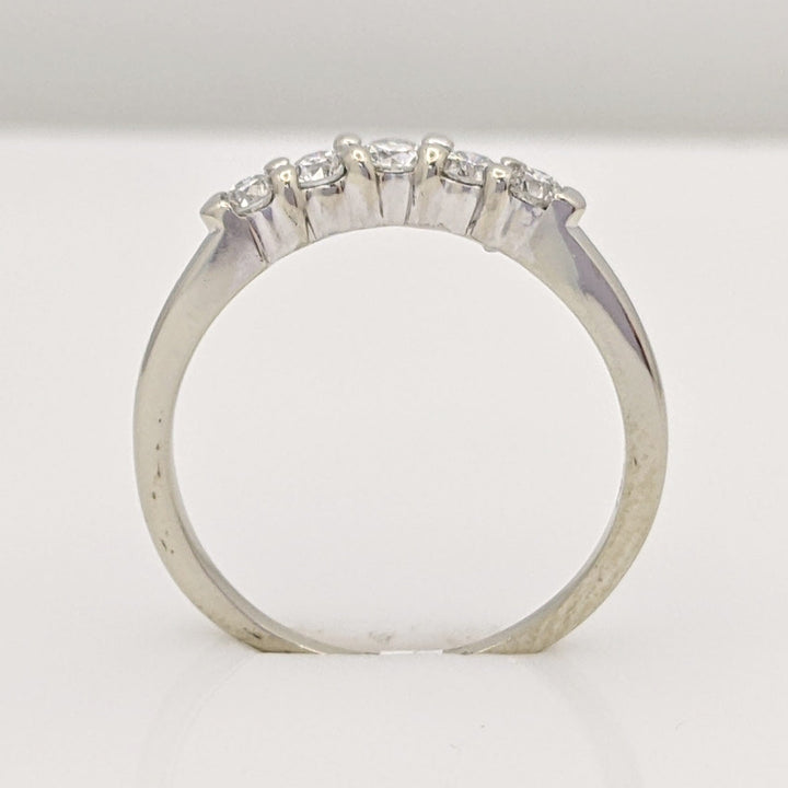 14K WHITE .27 CARAT TOTAL WEIGHT SI2 I DIAMOND ROUND (5) PRONG-SET CURVED ESTATE BAND 2.2 GRAMS