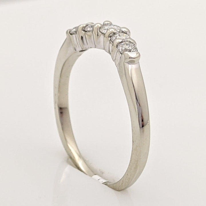 14K WHITE .27 CARAT TOTAL WEIGHT SI2 I DIAMOND ROUND (5) PRONG-SET CURVED ESTATE BAND 2.2 GRAMS
