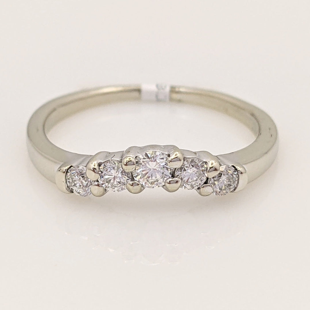 14K WHITE .27 CARAT TOTAL WEIGHT SI2 I DIAMOND ROUND (5) PRONG-SET CURVED ESTATE BAND 2.2 GRAMS