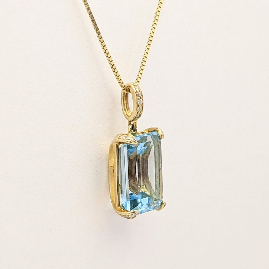 10K BLUE TOPAZ EMERALD CUT 10X14 WITH (5) MELEE ESTATE PENDANT & 14K CHAIN 5.3 GRAMS