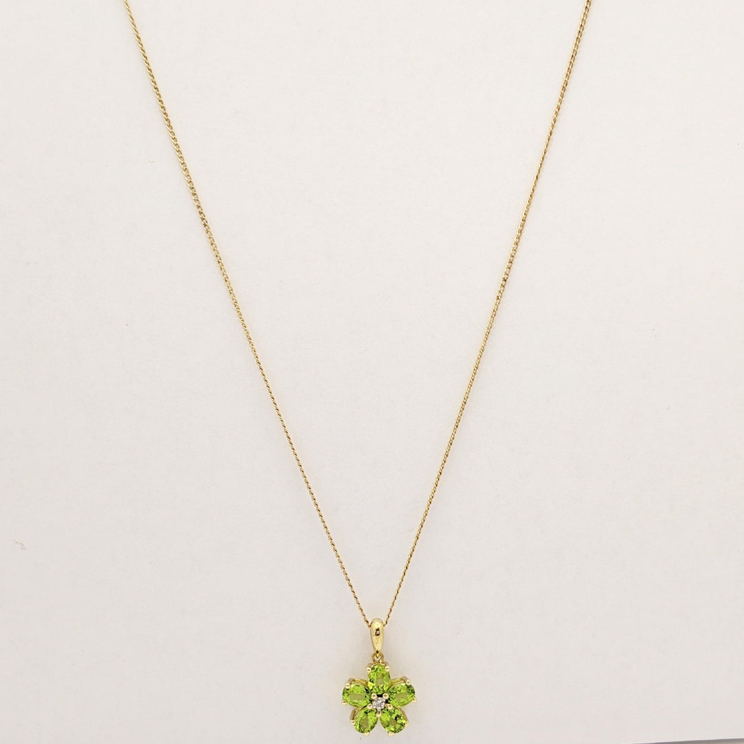 10K PERIDOT OVAL 4X5 (5) WITH MELEE ESTATE PENDANT & CHAIN 3.0 GRAMS