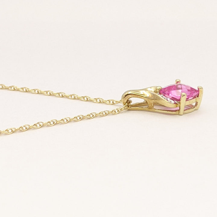 10K LAB-CREATED PINK SAPPHIRE CUSHION CUT 6MM WITH MELEE ESTATE PENDANT & CHAIN 1.7 GRAMS