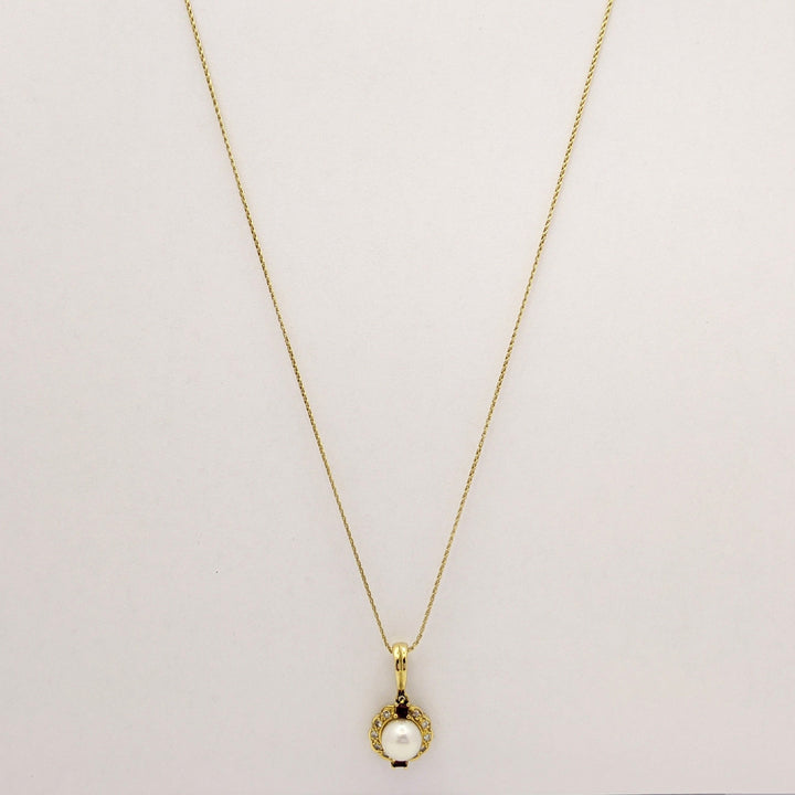 18K PEARL ROUND 7MM WITH .10 DIAMOND TOTAL WEIGHT (10) ROUND AND RUBY (2) PRINCESS CUT ESTATE PENDANT & 14K CHAIN 5.0 GRAMS