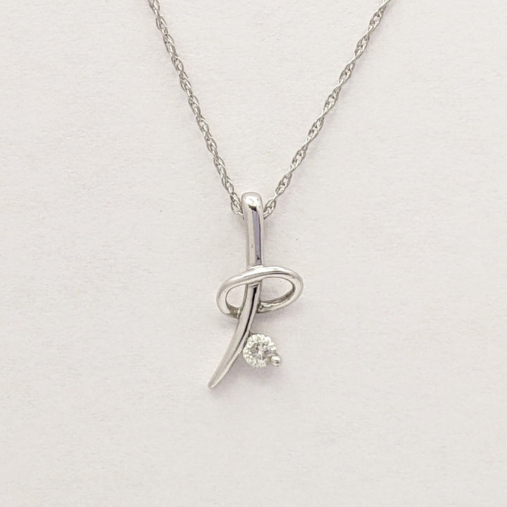 14K WHITE .06 CARAT TOTAL I1 H DIAMOND ROUND (1) FREE FORM PENDANT & CHAIN 1.3 GRAMS