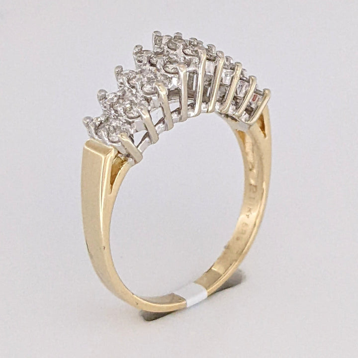 14K .55 CARAT TOTAL WEIGHT SI1 I DIAMOND ROUND (27) 3-ROW ESTATE RING 3.3 GRAMS