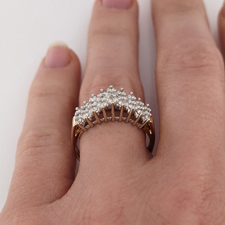 14K .55 CARAT TOTAL WEIGHT SI1 I DIAMOND ROUND (27) 3-ROW ESTATE RING 3.3 GRAMS