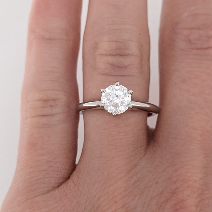 14K WHITE .81 CARAT TOTAL I1 G DIAMOND ROUND ESTATE SOLITAIRE RING 2.6 GRAMS