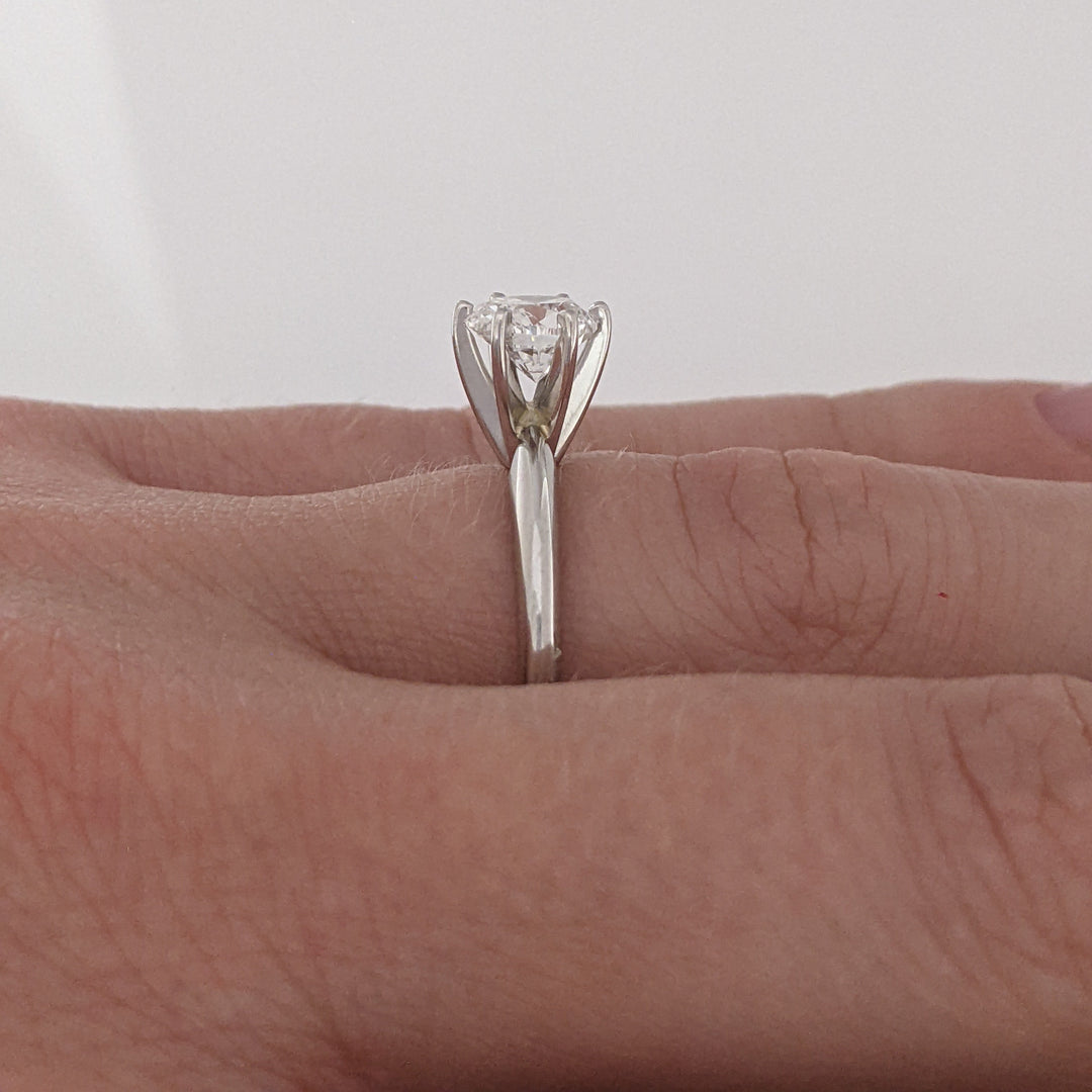 14K WHITE .81 CARAT TOTAL I1 G DIAMOND ROUND ESTATE SOLITAIRE RING 2.6 GRAMS
