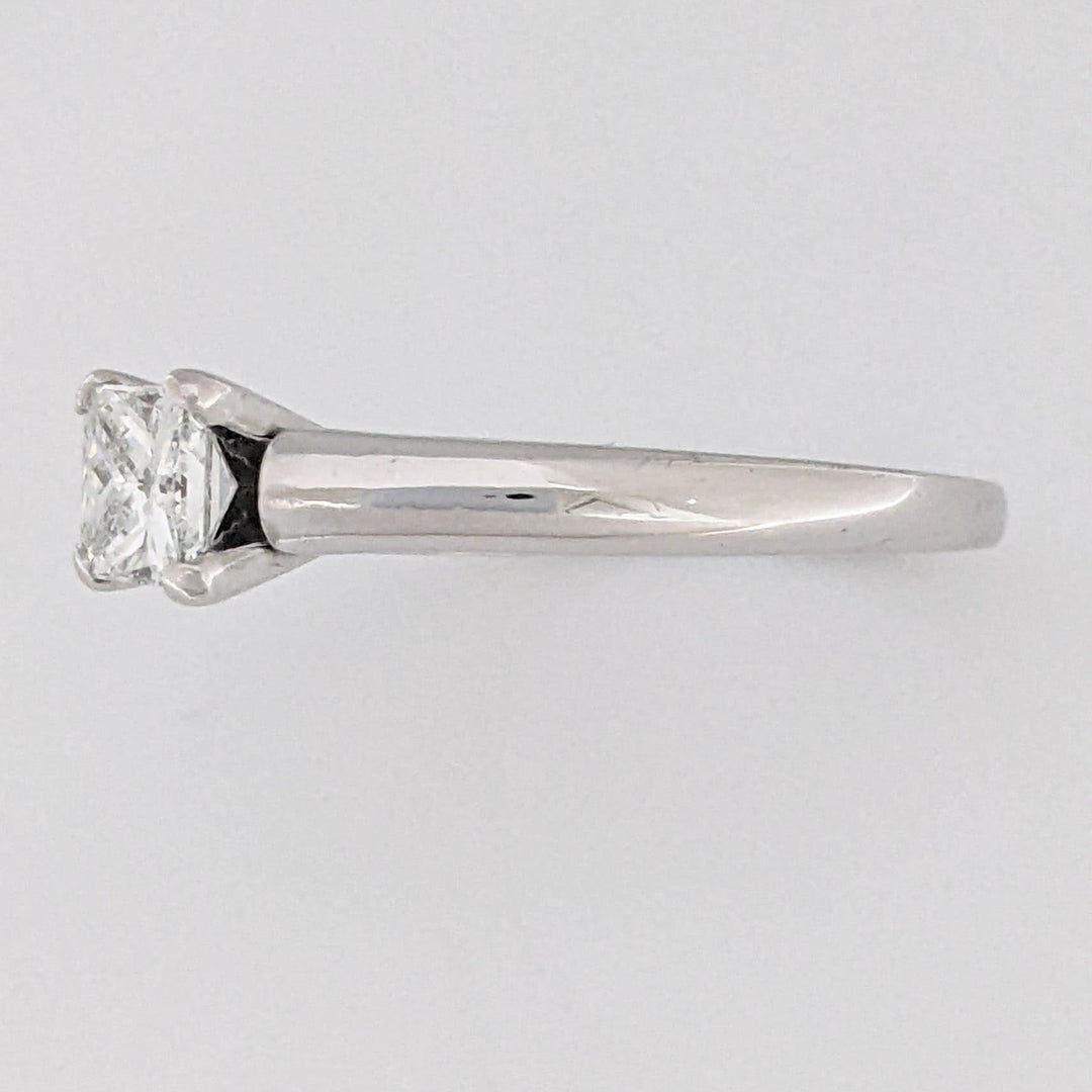 14K WHITE .70 CARAT TOTAL SI2 H DIAMOND PRINCESS CUT ESTATE RING 4.6 GRAMS
