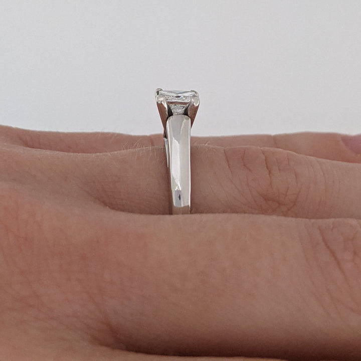 14K WHITE .70 CARAT TOTAL SI2 H DIAMOND PRINCESS CUT ESTATE RING 4.6 GRAMS