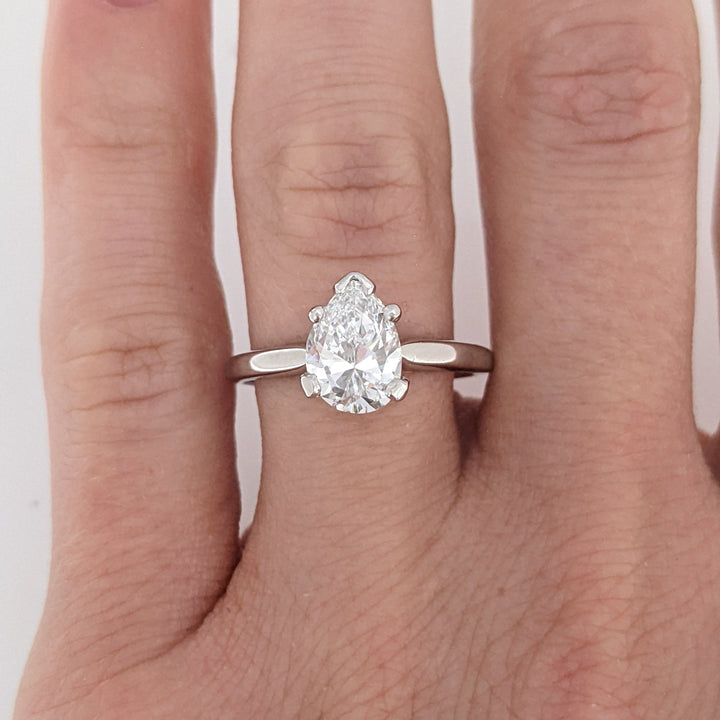 PLATINUM 1.22 CARAT TOTAL VS1 D DIAMOND PEAR ESTATE SOLITAIRE RING 4.5 GRAMS