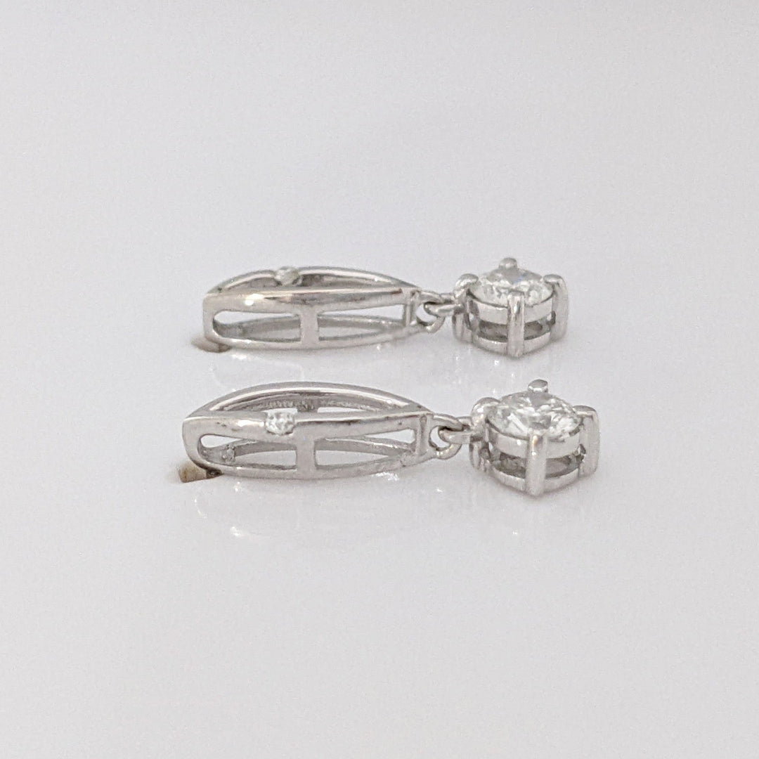 14K WHITE .39 CARAT TOTAL WEIGHT DIAMOND ROUND (54) DROP STYLE ESTATE EARRINGS 1.0 GRAMS