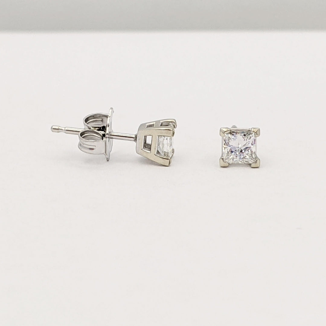 14K WHITE .30 CARAT TOTAL WEIGHT VS2 I DIAMOND PRINCESS CUT ESTATE STUD EARRINGS 0.8 GRAMS