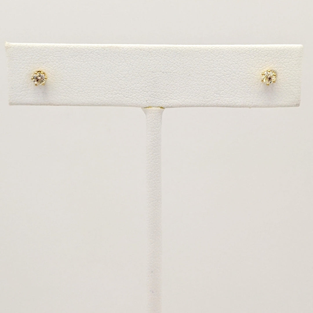 14K .14 CARAT TOTAL WEIGHT I1 I DIAMOND ROUND ESTATE STUD EARRINGS 0.6 GRAMS